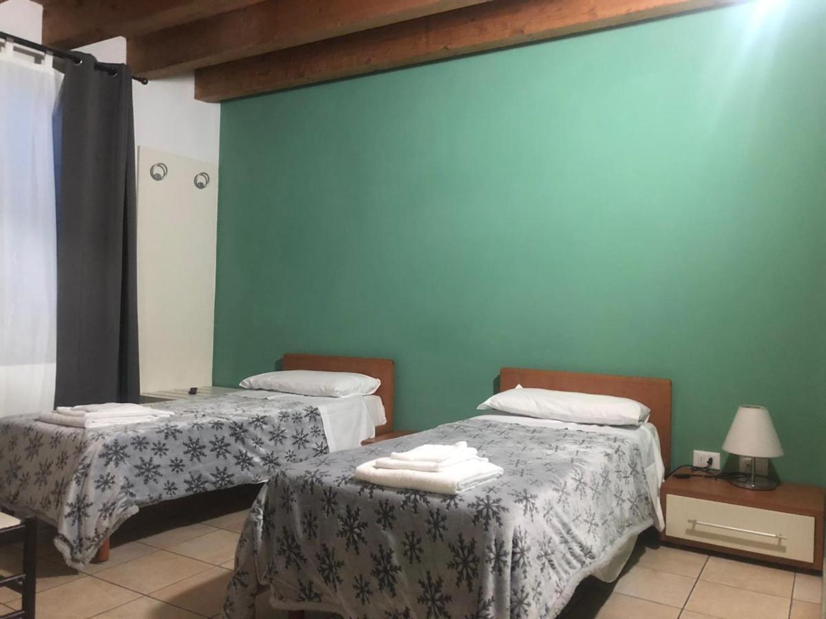 Il Borgo Ξενοδοχείο Μόντενα Εξωτερικό φωτογραφία