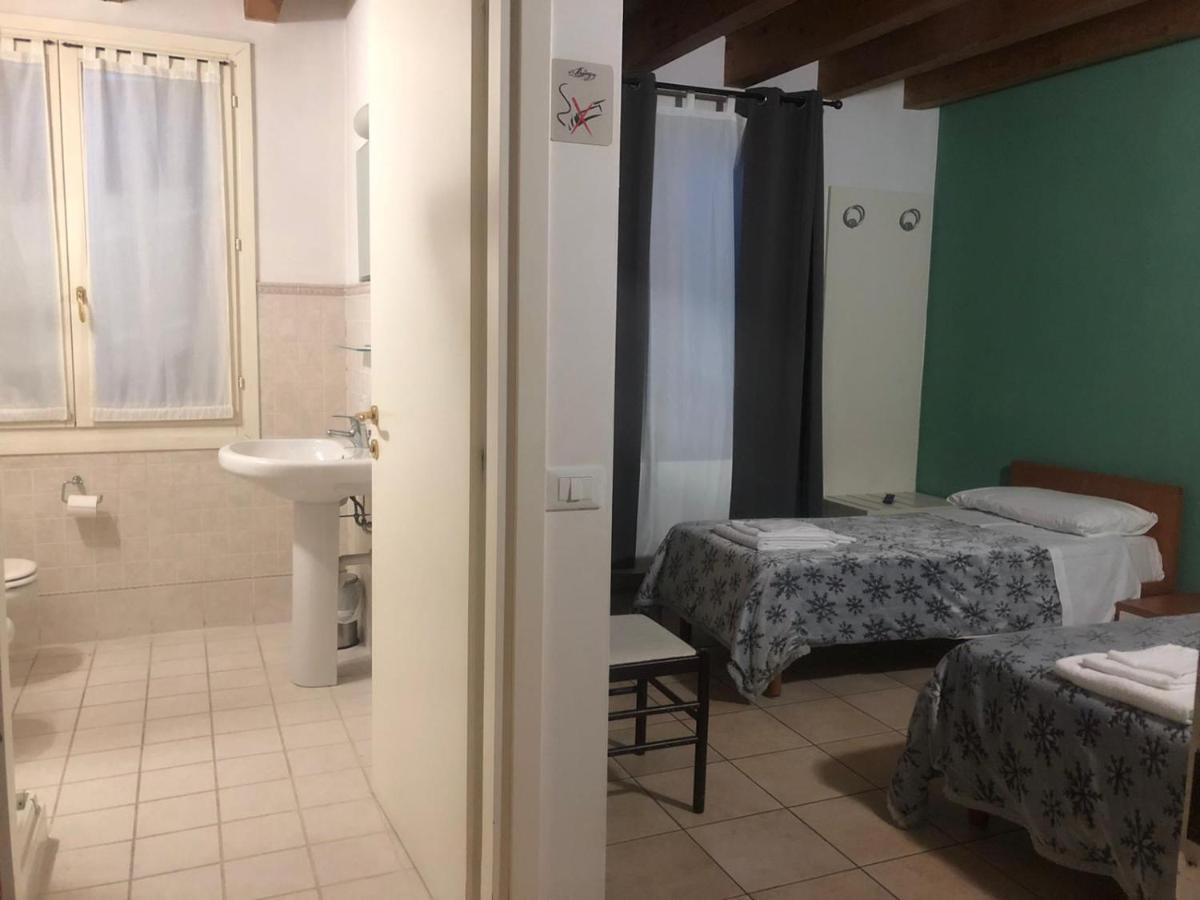 Il Borgo Ξενοδοχείο Μόντενα Εξωτερικό φωτογραφία