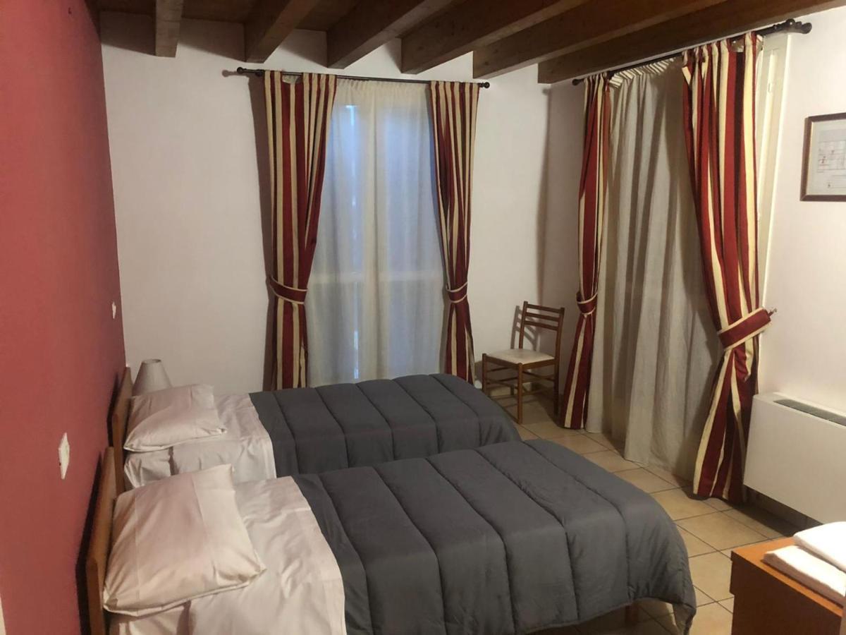 Il Borgo Ξενοδοχείο Μόντενα Εξωτερικό φωτογραφία