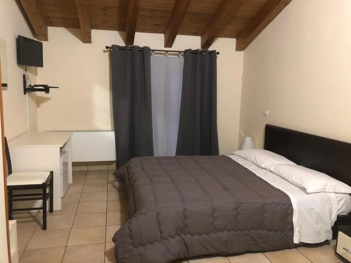 Il Borgo Ξενοδοχείο Μόντενα Εξωτερικό φωτογραφία